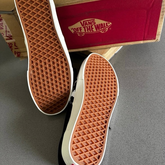 Vans Custom Shop cow print brand new - Picture 8 of 8